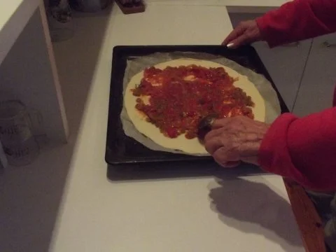 Pizza "Bellaria" - Rezept - Bild Nr. 6