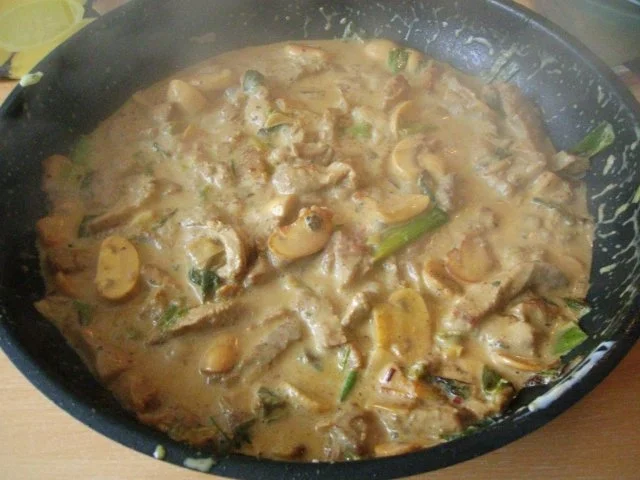 Zwiebelgeschnetzeltes mit Spätzle - Rezept - Bild Nr. 5