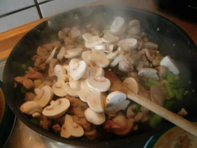 Zwiebelgeschnetzeltes mit Spätzle - Rezept - Bild Nr. 6