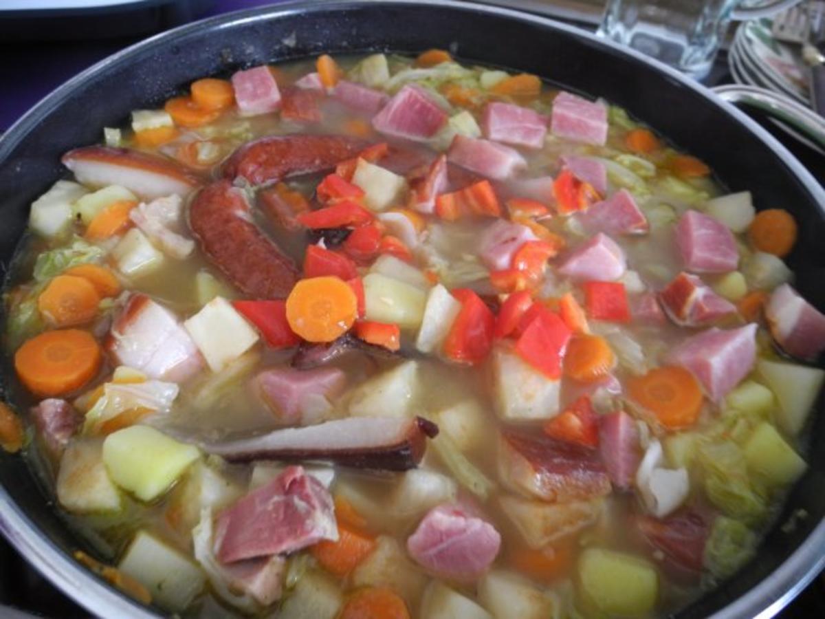 Suppen & Eintöpfe :  Chinakohl - Gemüseeintopf - Rezept