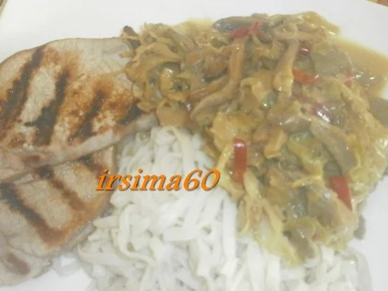 Rezept: Asiatisch: Austernpilze und Spitzkohl im Wok vereint Bild Nr. 2 Asiatisch: Austernpilze und Spitzkohl im Wok vereint - Rezept - Bild Nr. 2