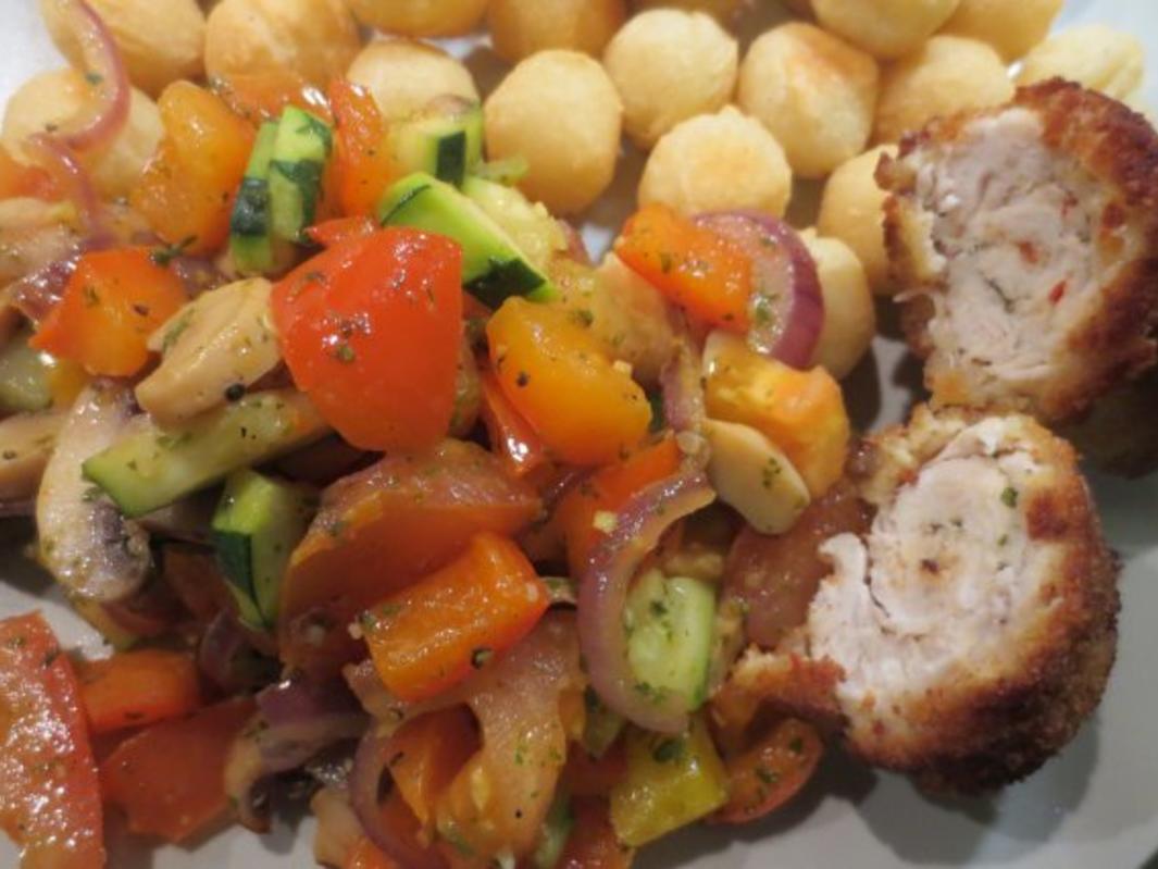 Gefüllte Hähnchenschnitzel mit schneller Gemüsepfanne und Kroketten ...