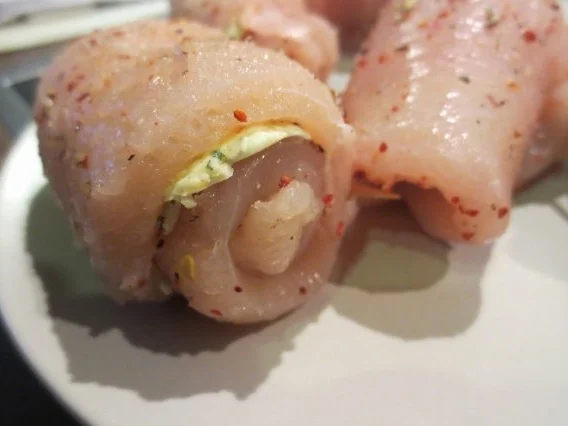 Gefüllte Hähnchenschnitzel mit schneller Gemüsepfanne und Kroketten - Rezept - Bild Nr. 6