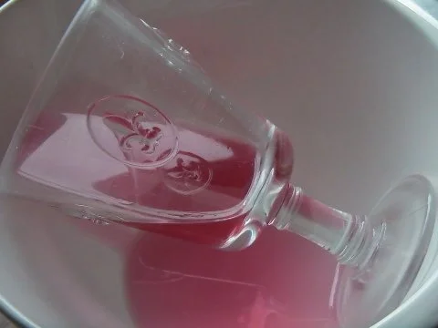 Dreierlei Götterspeise mit Vanillesoße und Konfetti - Rezept - Bild Nr. 6