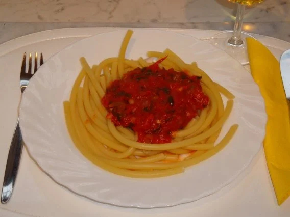 Makkaroni mit Teufelssauce - Rezept