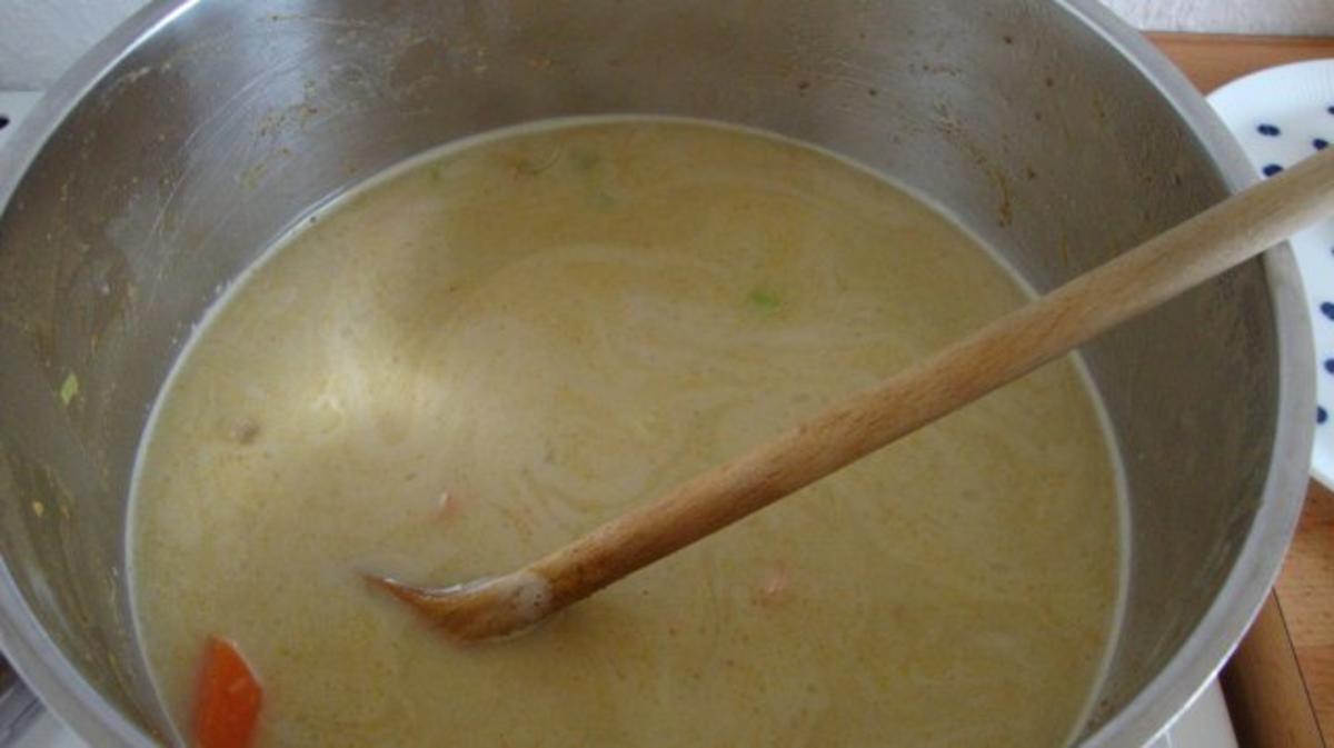 Möhren Suppe mit Curry und Zitronengras abgerundet - Rezept - Bild Nr. 4