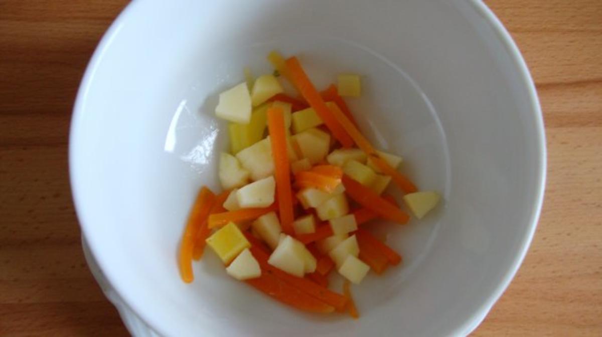 Möhren Suppe mit Curry und Zitronengras abgerundet - Rezept - Bild Nr. 10