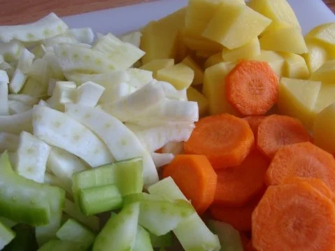 Staudenselleriesuppe - Rezept - Bild Nr. 3