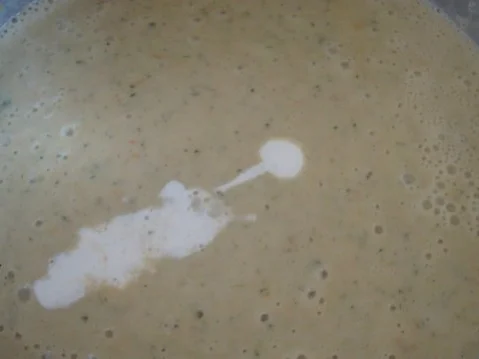 Rezept: Sellerie-Porreecremesuppe Bild Nr. 7 Sellerie-Porreecremesuppe - Rezept - Bild Nr. 7