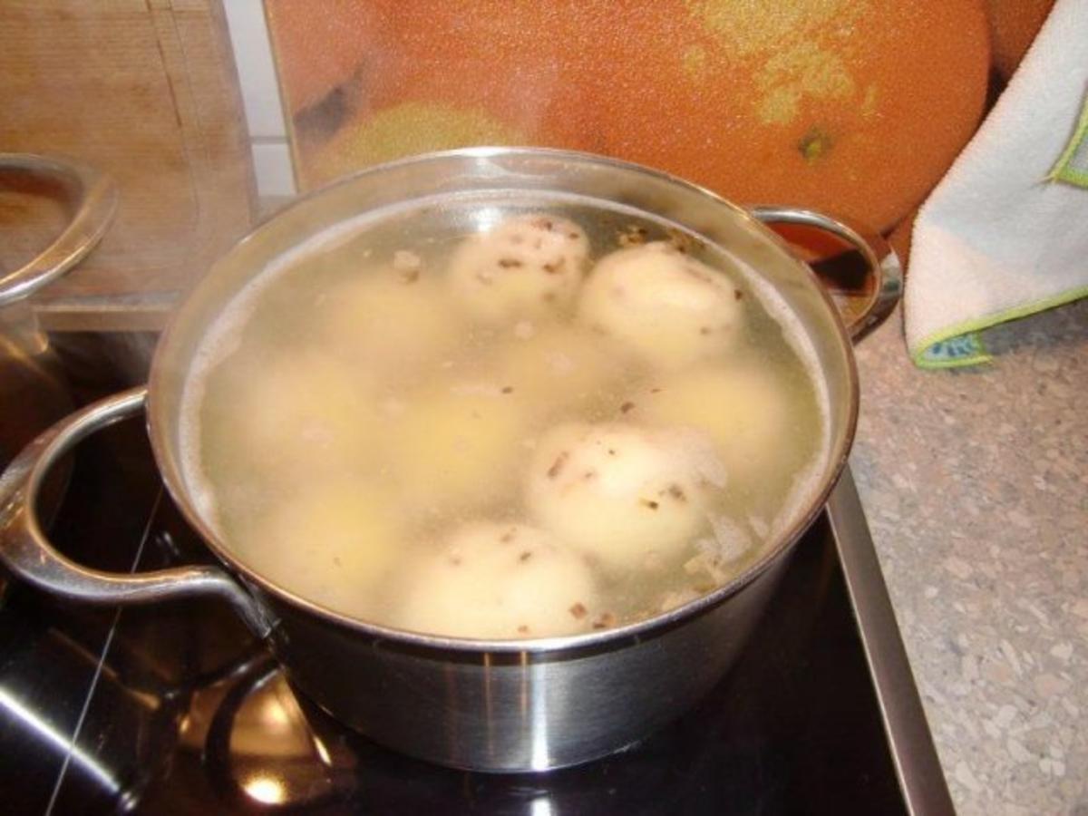 Gefüllte Kartoffelklöße mit gerösteten Zwiebeln à la Heiko - Rezept - Bild Nr. 11