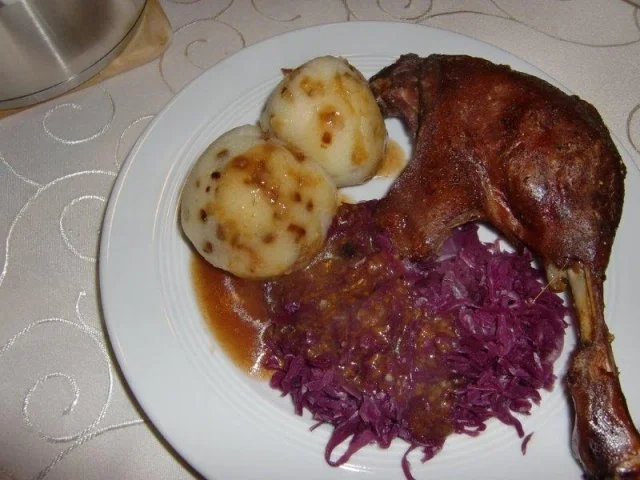 Gefüllte Kartoffelklöße mit gerösteten Zwiebeln à la Heiko - Rezept - Bild Nr. 12