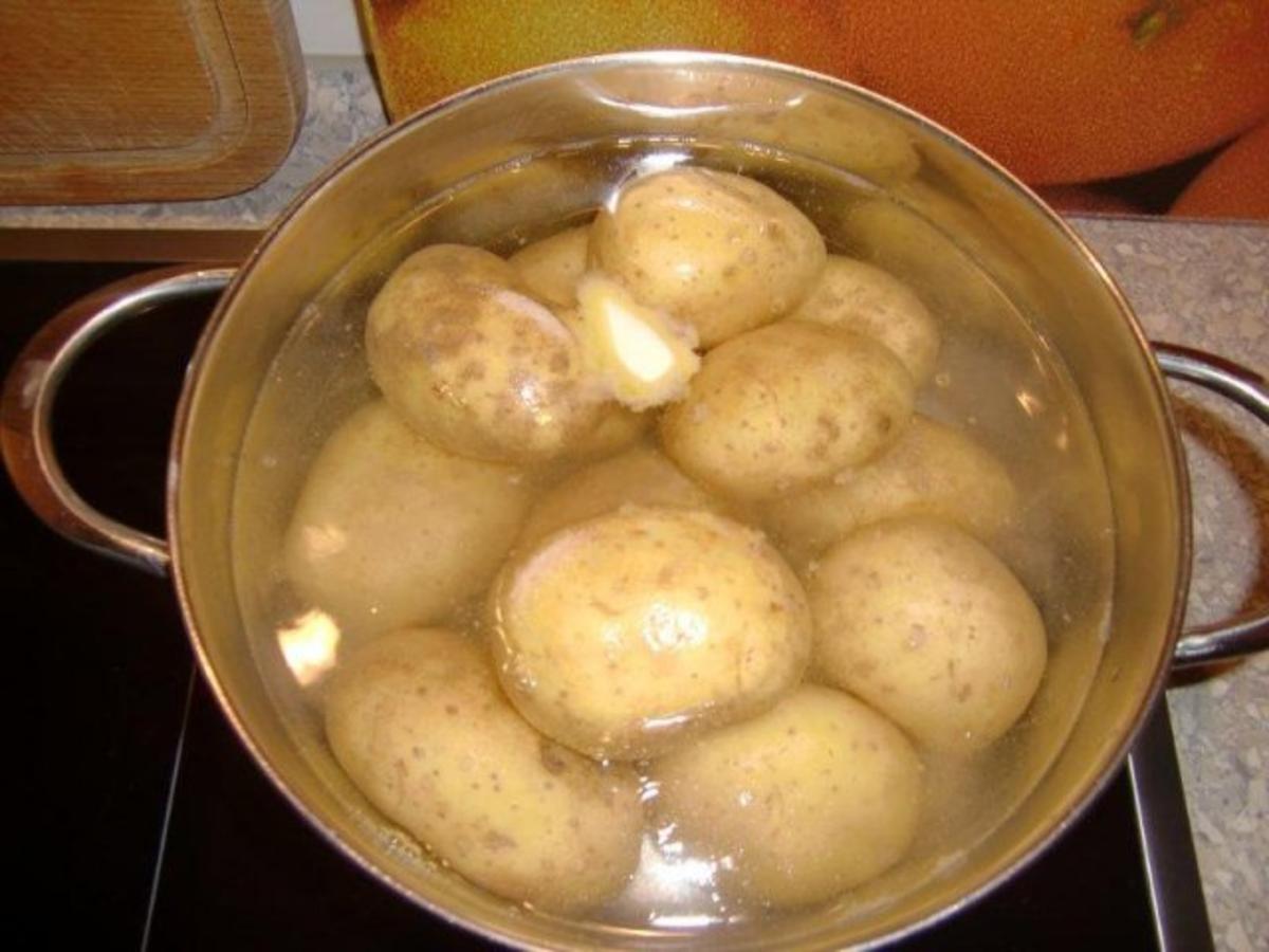 Gefüllte Kartoffelklöße mit gerösteten Zwiebeln à la Heiko - Rezept - Bild Nr. 6