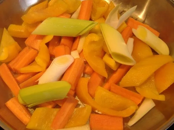 Winterlicher Gemüsesalat mit Gewürzhähnchenbrust - Rezept - Bild Nr. 3