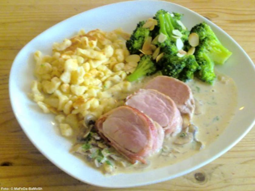 Schweinefilet auf Champignon-Rahmsauce - Rezept - kochbar.de