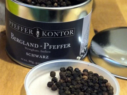 Rezept: Hähnchenbrust im Pancetta-Mantel Bild Nr. 2 Hähnchenbrust im Pancetta-Mantel - Rezept - Bild Nr. 2