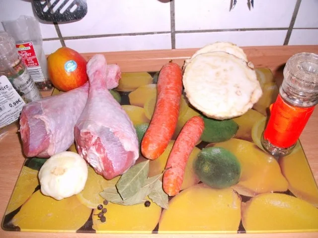 Putenkeulen schmoren in Gemüse - Rezept - Bild Nr. 3