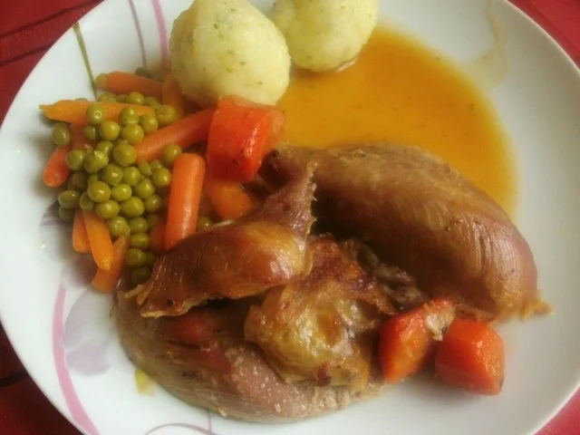 Putenkeulen schmoren in Gemüse - Rezept - Bild Nr. 2