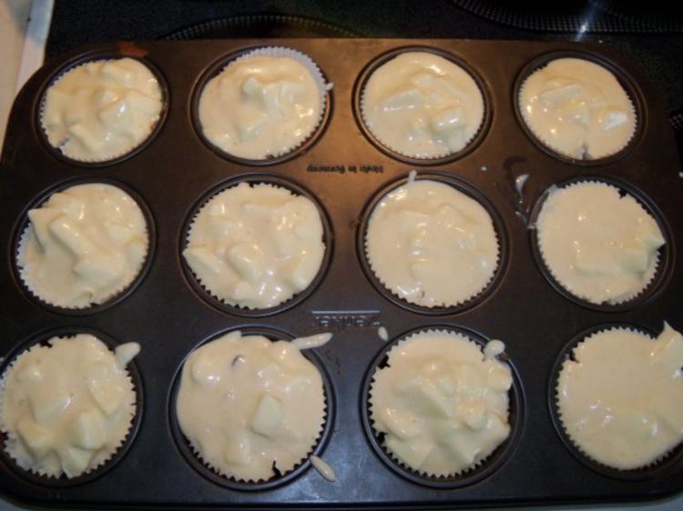 Apfel Joghurt Muffins - einfach - von connypf