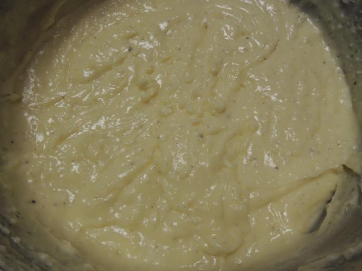 Vanille - Buttercreme (Tortenfüllung) - Rezept - Bild Nr. 2