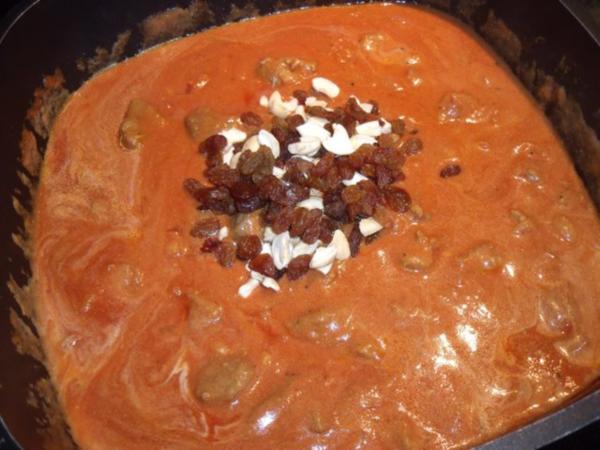 Indisches Lammcurry mit Nüssen und Rosinen - Rezept