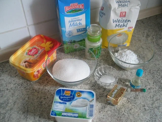 Rezept: Kuchen: Quarkkranz Bild Nr. 2 Kuchen: Quarkkranz - Rezept - Bild Nr. 2