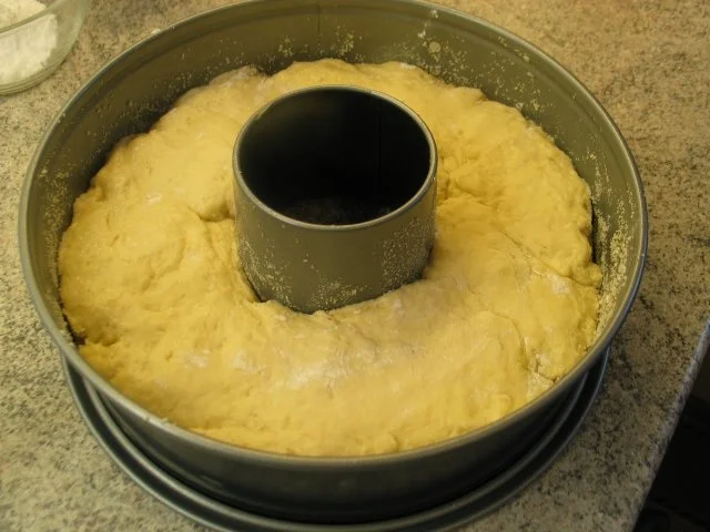 Rezept: Kuchen: Quarkkranz Bild Nr. 10 Kuchen: Quarkkranz - Rezept - Bild Nr. 10