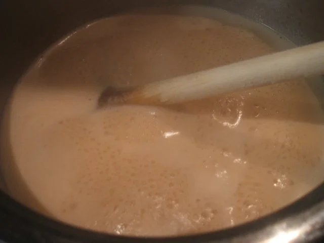 Getränke: "Seelentröster" - Karamell-Milch mit braunem Rum und Muscovadozucker - Rezept - Bild Nr. 4