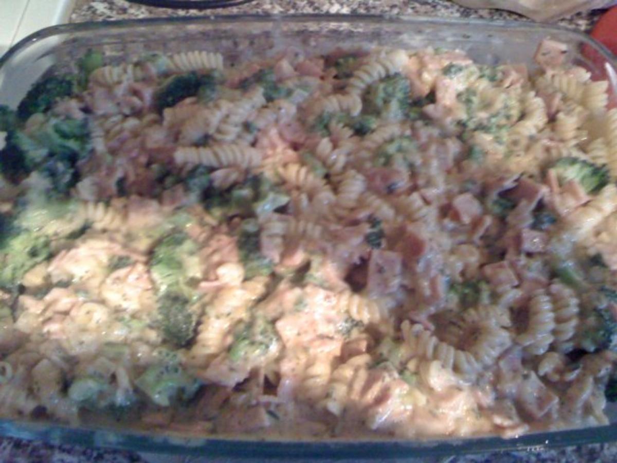 Nudel -Schinken Broccoli- Auflauf - einfach - von tiegerlilie