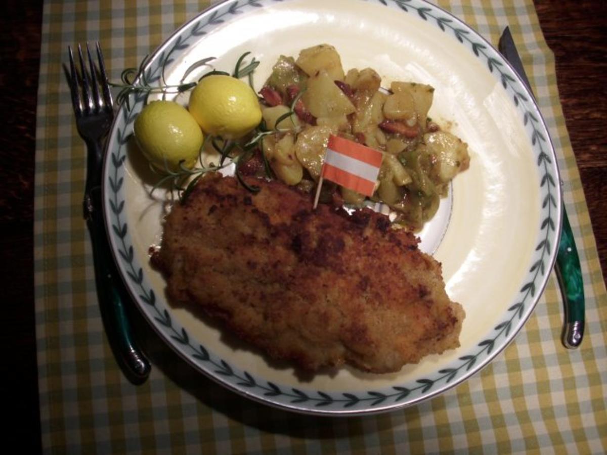 Wiener Schnitzel mit Kartoffelsalat steirische Art - Rezept