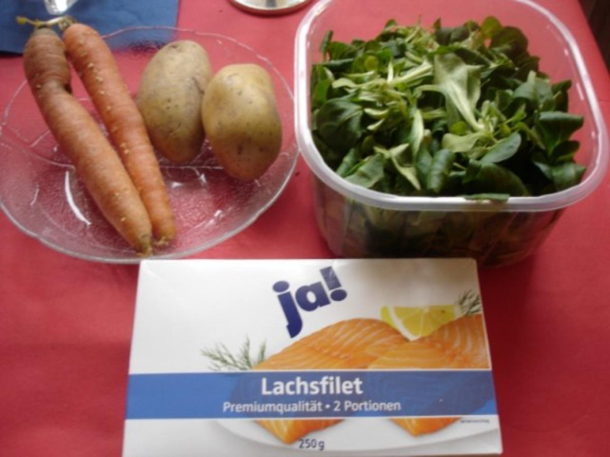 Lachsfilet mit Möhren-Kartoffelstampf und Feldsalat - Rezept - Bild Nr. 2