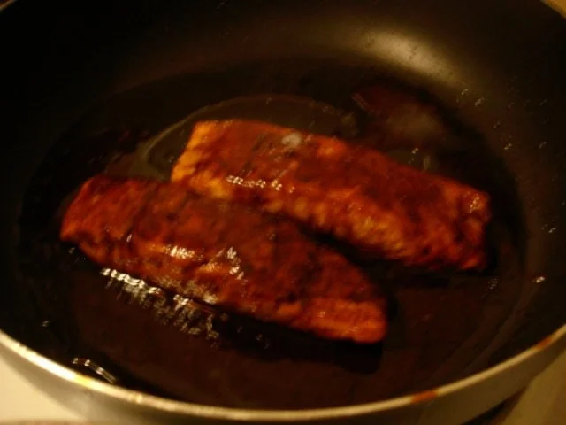 Lachsfilet mit Möhren-Kartoffelstampf und Feldsalat - Rezept - Bild Nr. 6