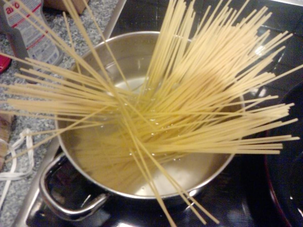 JAKOBSWEG DES GUTEN GESCHMACKS - oder - SPAGHETTI MIT - PESTO UND JAKOBSMUSCHELN - Rezept - Bild Nr. 8