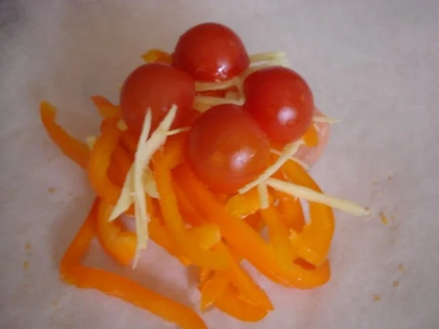 Rezept: Gemüse-Lachs-Päckchen Bild Nr. 5 Gemüse-Lachs-Päckchen - Rezept - Bild Nr. 5