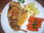 Kaninchenkeulen, geschmort, vom belgischen Riesen - Rezept