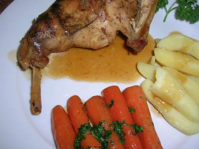 Rezept: Kaninchenkeulen, geschmort, vom belgischen Riesen Bild Nr. 4 Kaninchenkeulen, geschmort, vom belgischen Riesen - Rezept - Bild Nr. 4