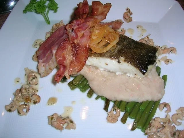 Skreifilet mit Vanille auf grünen und weißen Bohnen sowie an Krabbenragout - Rezept - Bild Nr. 6