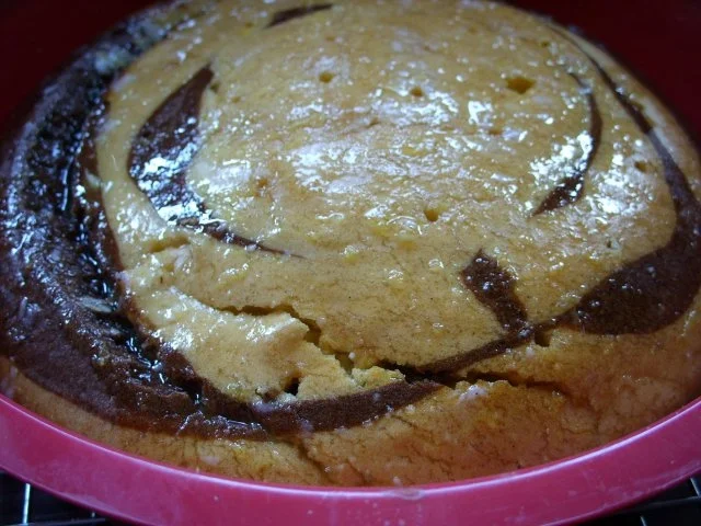 Kleine Formen: Zebrakuchen mit Orangenguss - Rezept - Bild Nr. 3