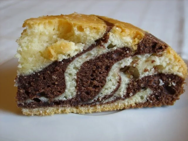 Kleine Formen: Zebrakuchen mit Orangenguss - Rezept