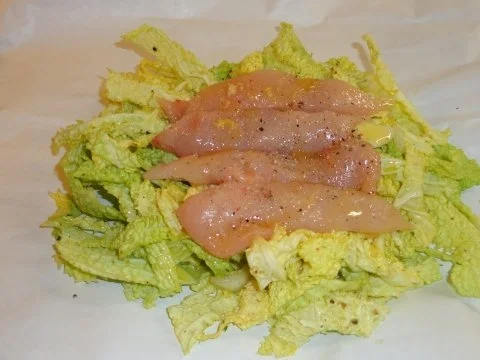 Gegarte Pouletminifilets auf Wirzbett - Rezept - Bild Nr. 4