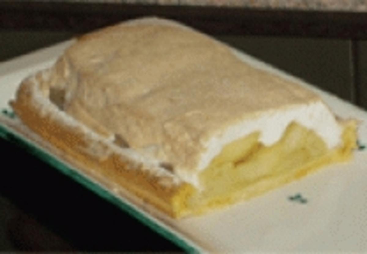 Apfelschnitten mit Schneehaube - Rezept - kochbar.de