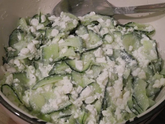 Rezept: Abendbrot : Körniger Frischkäse mit Gurke Bild Nr. 6 Abendbrot : Körniger Frischkäse mit Gurke - Rezept - Bild Nr. 6