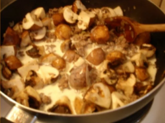 Champignons mit Nudeln und Salat - Rezept - Bild Nr. 12