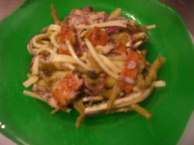 Gemischter Bohnensalat mit geräucherter Makrele - Rezept