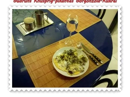 Eier: Knusprig-pikantes Gorgonzola-Rührei - Rezept - Bild Nr. 10