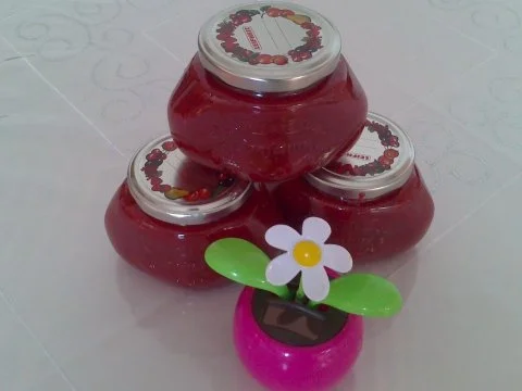 Erdbeer- Johannisbeer- Marmelade - Rezept - Bild Nr. 2