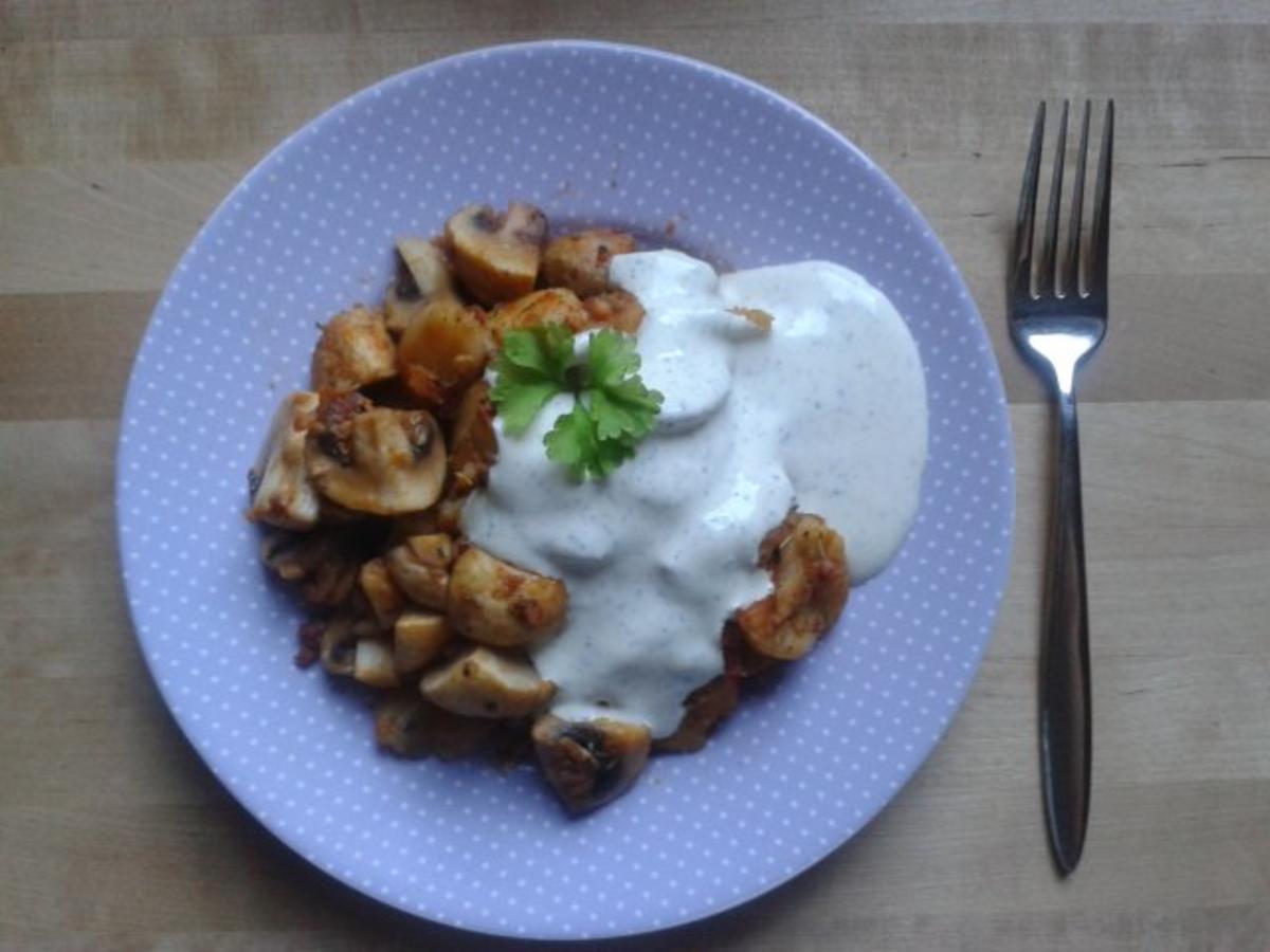 Jägerpfännchen mit Kräuterschmand - schnell &amp; einfach - 90 kcal/100g