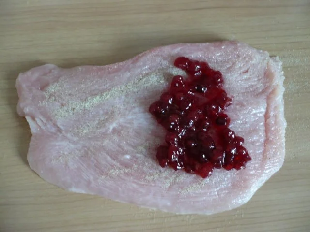 Rezept: Gefülltes Schnitzel auf Feldsalat Bild Nr. 4 Gefülltes Schnitzel auf Feldsalat - Rezept - Bild Nr. 4