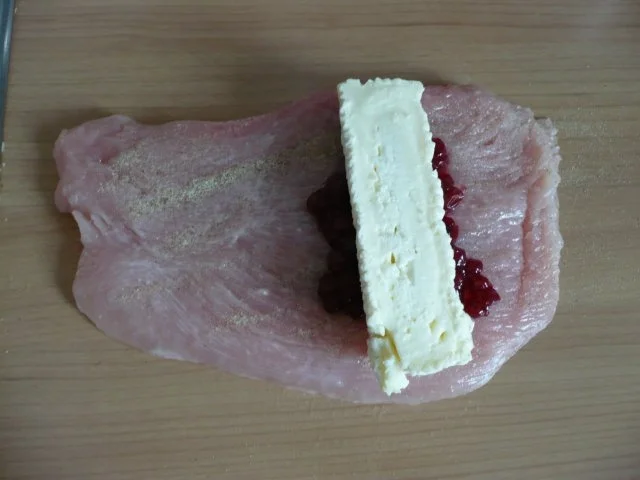 Rezept: Gefülltes Schnitzel auf Feldsalat Bild Nr. 5 Gefülltes Schnitzel auf Feldsalat - Rezept - Bild Nr. 5