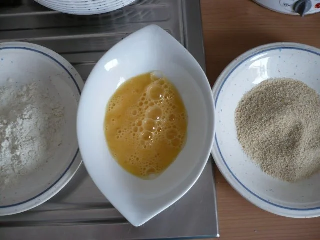 Rezept: Gefülltes Schnitzel auf Feldsalat Bild Nr. 8 Gefülltes Schnitzel auf Feldsalat - Rezept - Bild Nr. 8