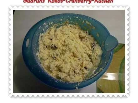 Rezept: Kuchen: Kokos-Cranberry-Kuchen Bild Nr. 5 Kuchen: Kokos-Cranberry-Kuchen - Rezept - Bild Nr. 5